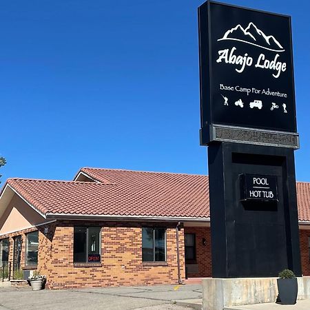Abajo Lodge Монтичело Екстериор снимка